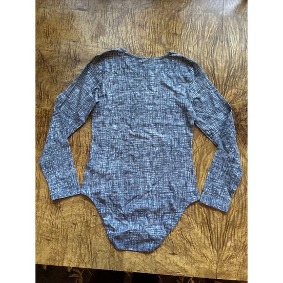 LuLaRoe Nova Gray Print Long Sleeve Bodysuit Women’s Sz M (8-10) NWT - Picture 5 of 5